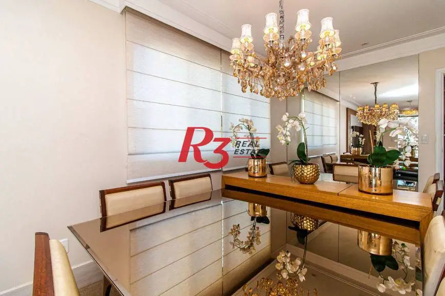 Foto 4 de Apartamento com 3 Quartos à venda, 200m² em Gonzaga, Santos
