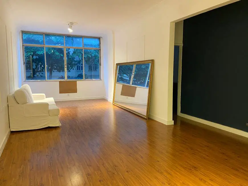 Foto 1 de Apartamento com 3 Quartos à venda, 120m² em Laranjeiras, Rio de Janeiro