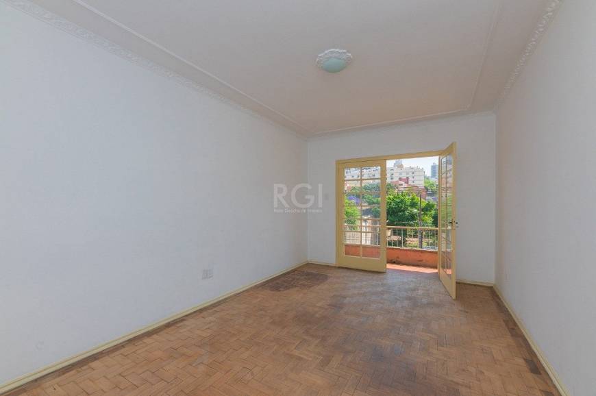 Foto 2 de Apartamento com 3 Quartos à venda, 91m² em Santa Cecília, Porto Alegre