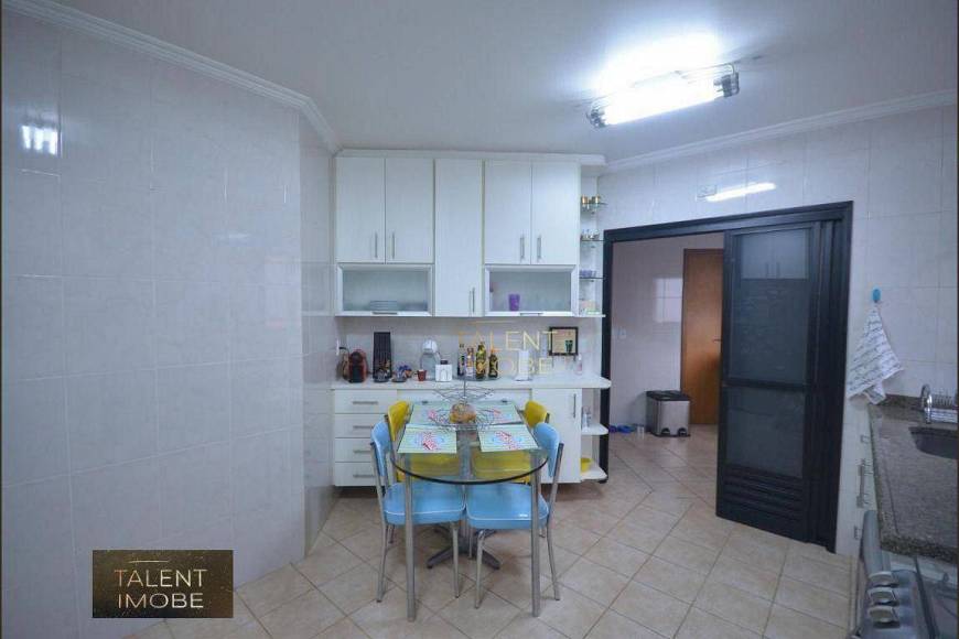 Foto 3 de Apartamento com 3 Quartos à venda, 127m² em Saúde, São Paulo