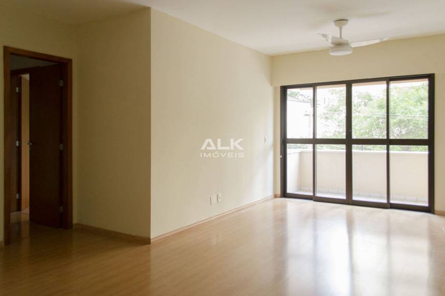 Foto 2 de Apartamento com 3 Quartos para alugar, 109m² em Vila Mariana, São Paulo