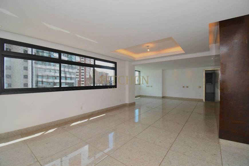 Foto 1 de Apartamento com 4 Quartos à venda, 161m² em Belvedere, Belo Horizonte