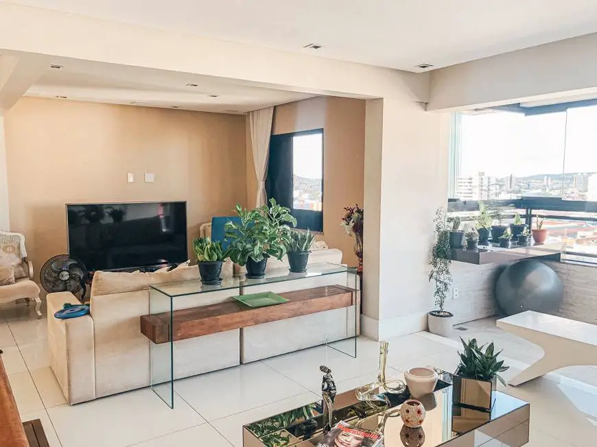 Foto 2 de Apartamento com 4 Quartos à venda, 150m² em Grageru, Aracaju