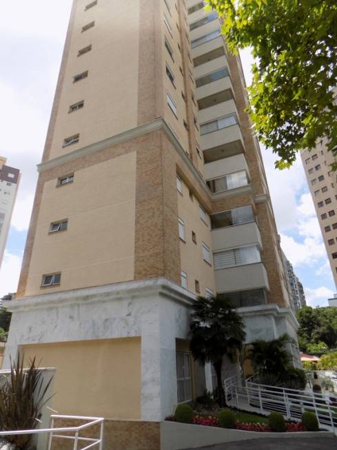 Foto 2 de Apartamento com 4 Quartos para alugar, 210m² em Juvevê, Curitiba