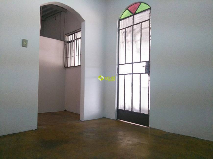 Foto 5 de Casa com 2 Quartos para alugar, 60m² em Santo Antonio, Divinópolis