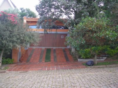 Foto 2 de Casa com 3 Quartos à venda, 422m² em Ipanema, Porto Alegre