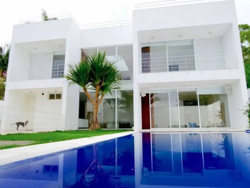 Foto 1 de Casa com 3 Quartos para alugar, 850m² em Jardim América, São Paulo