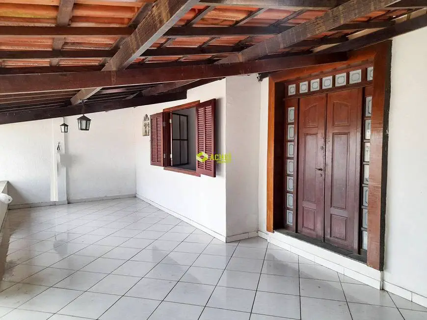 Foto 1 de Casa com 3 Quartos para alugar, 100m² em Manoel Valinhas, Divinópolis