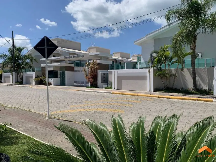 Foto 1 de Casa com 3 Quartos à venda, 122m² em Perequê, Porto Belo
