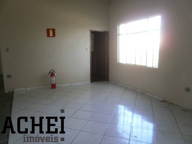 Foto 2 de Casa com 3 Quartos para alugar, 903m² em Tietê, Divinópolis