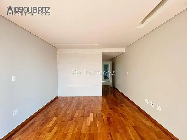 Foto 4 de Casa com 3 Quartos à venda, 300m² em Vina Del Mar, Juiz de Fora
