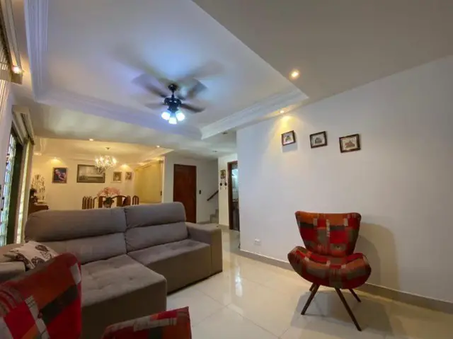 Foto 3 de Casa com 4 Quartos à venda, 300m² em Antares, Londrina