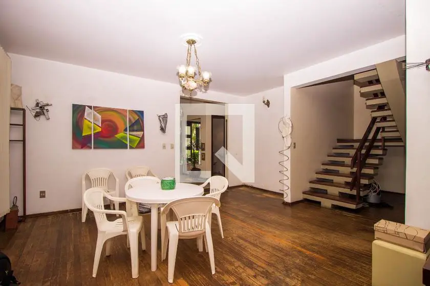 Foto 1 de Casa com 4 Quartos à venda, 328m² em Cavalhada, Porto Alegre