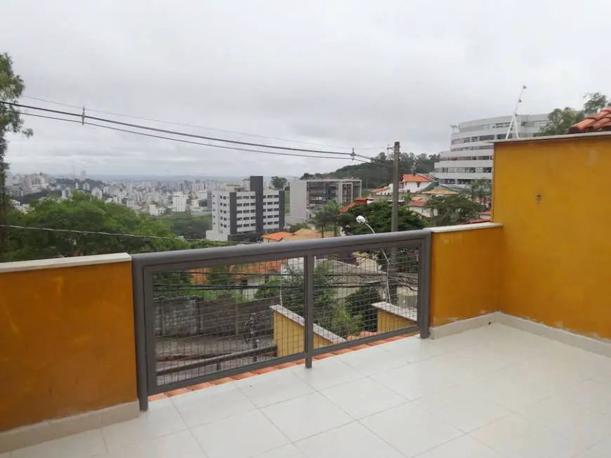 Foto 1 de Casa com 4 Quartos à venda, 430m² em Santa Lúcia, Belo Horizonte