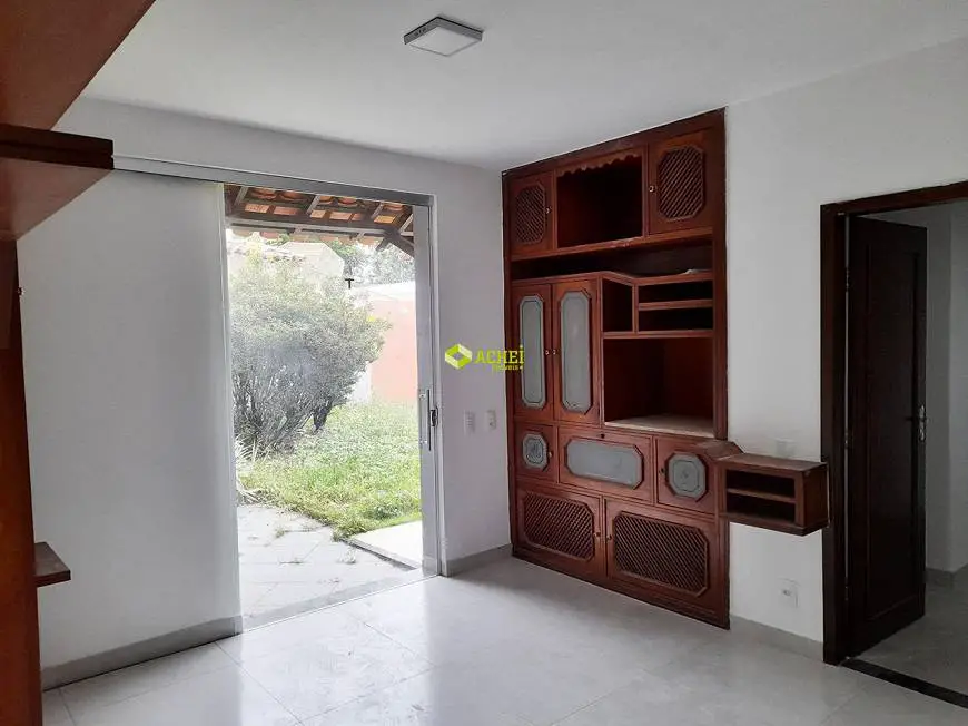 Foto 2 de Casa com 4 Quartos para alugar, 234m² em São Judas Tadeu, Divinópolis