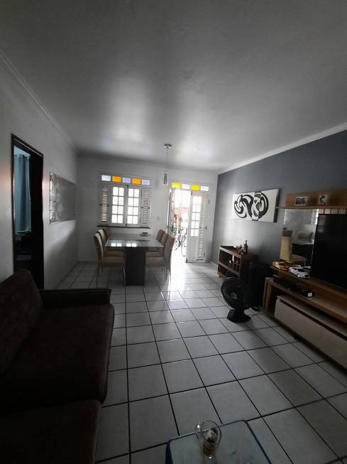 Foto 2 de Casa de Condomínio com 3 Quartos para alugar, 10m² em Olho d'Água, São Luís