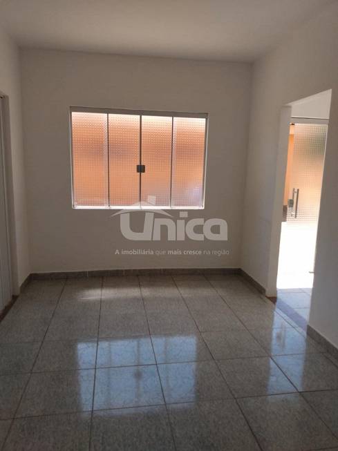 Foto 4 de Chácara com 2 Quartos para alugar, 500m² em Chacara Recreio Alvorada, Hortolândia
