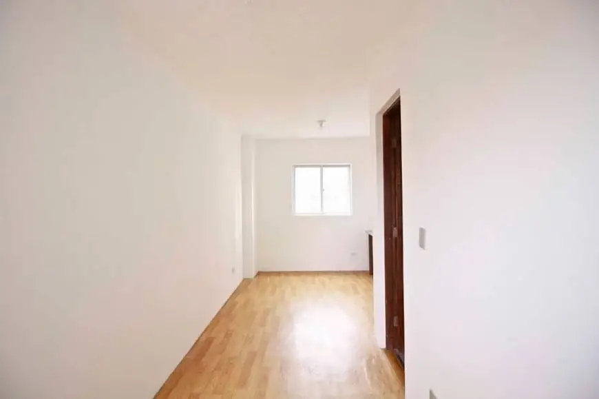 Foto 3 de Apartamento com 1 Quarto à venda, 22m² em Champagnat, Curitiba