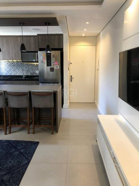 Foto 3 de Apartamento com 1 Quarto à venda, 38m² em Santo Antônio, Porto Alegre