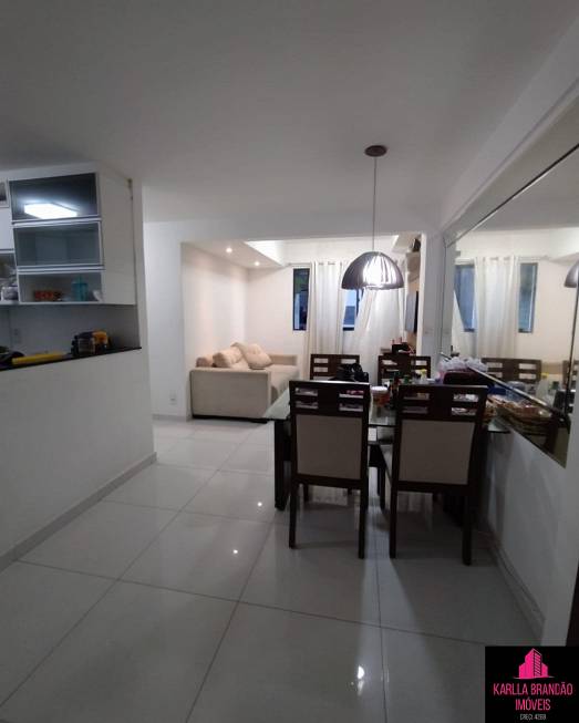 Foto 2 de Apartamento com 2 Quartos para alugar, 52m² em Barro Vermelho, Natal