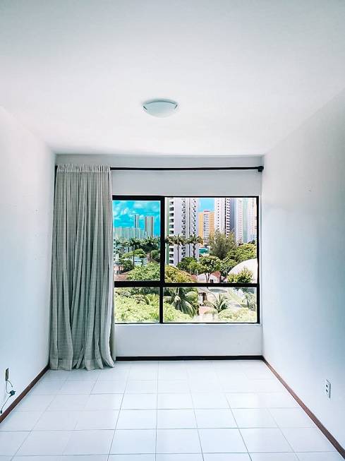 Foto 1 de Apartamento com 2 Quartos à venda, 54m² em Casa Forte, Recife