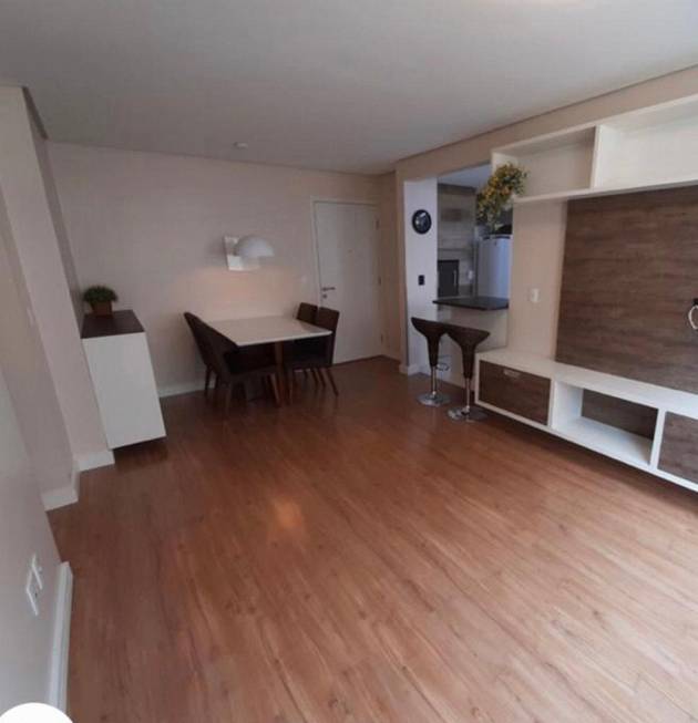 Foto 2 de Apartamento com 2 Quartos para alugar, 70m² em Cristo Redentor, Porto Alegre