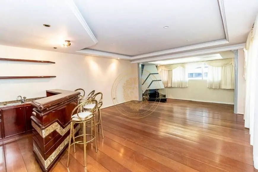 Foto 3 de Apartamento com 3 Quartos à venda, 270m² em Batel, Curitiba