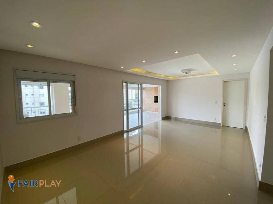 Foto 2 de Apartamento com 3 Quartos à venda, 130m² em Chácara Santo Antônio, São Paulo