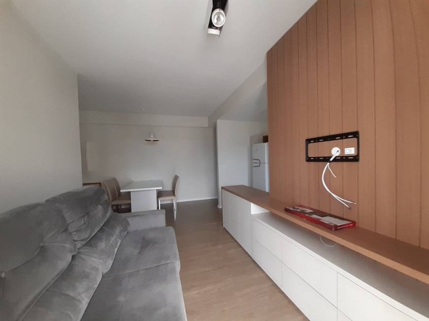 Foto 4 de Apartamento com 3 Quartos para alugar, 80m² em Cristo Rei, Curitiba