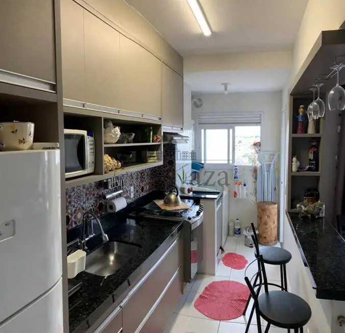 Foto 3 de Apartamento com 3 Quartos à venda, 76m² em Jardim América, São José dos Campos