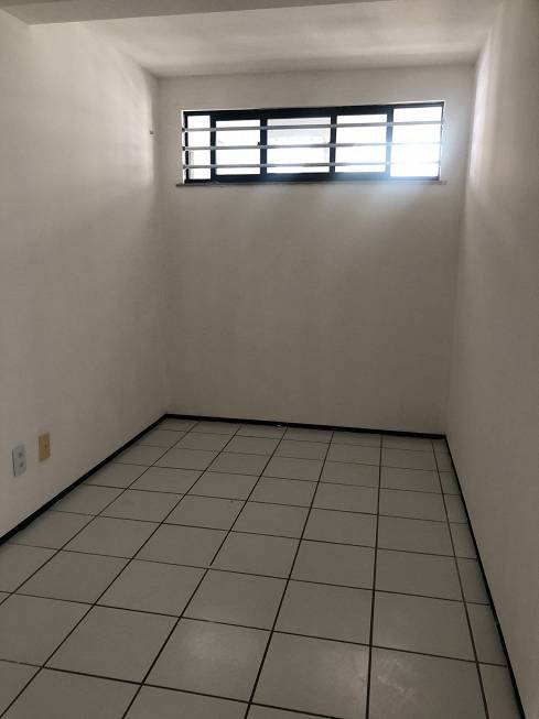 Foto 4 de Apartamento com 3 Quartos para alugar, 60m² em Meireles, Fortaleza