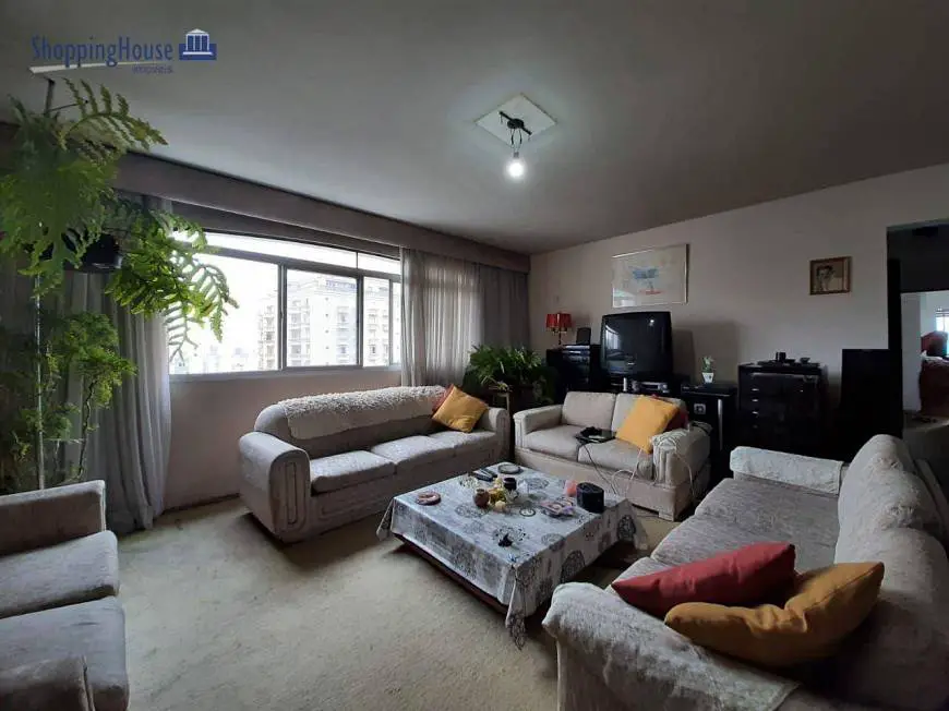 Foto 1 de Apartamento com 3 Quartos à venda, 160m² em Sumaré, São Paulo