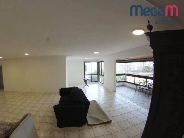 Foto 2 de Apartamento com 4 Quartos para alugar, 250m² em Centro, Florianópolis