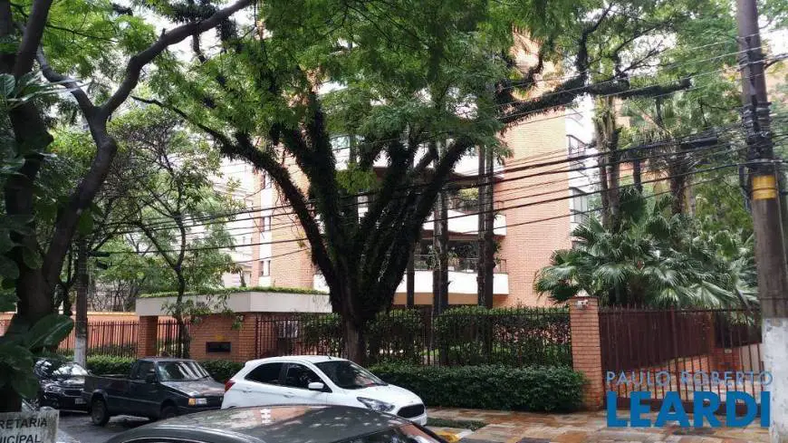 Foto 1 de Apartamento com 4 Quartos à venda, 385m² em Jardim Paulista, São Paulo