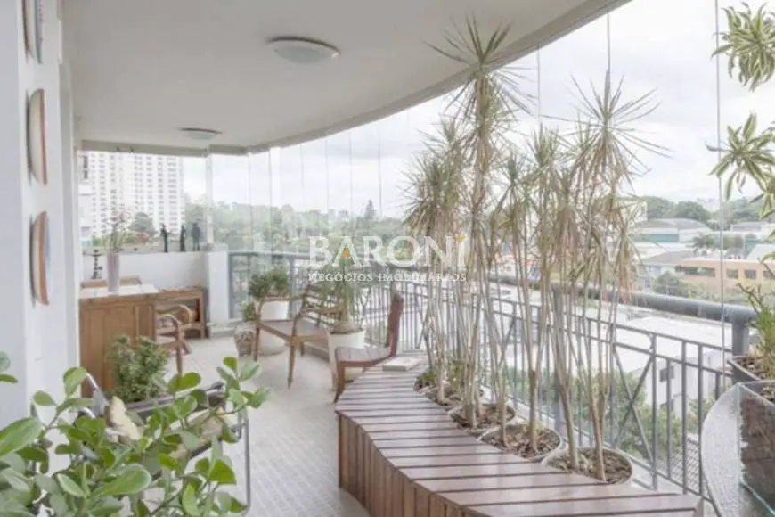 Foto 5 de Apartamento com 4 Quartos à venda, 257m² em Moema, São Paulo