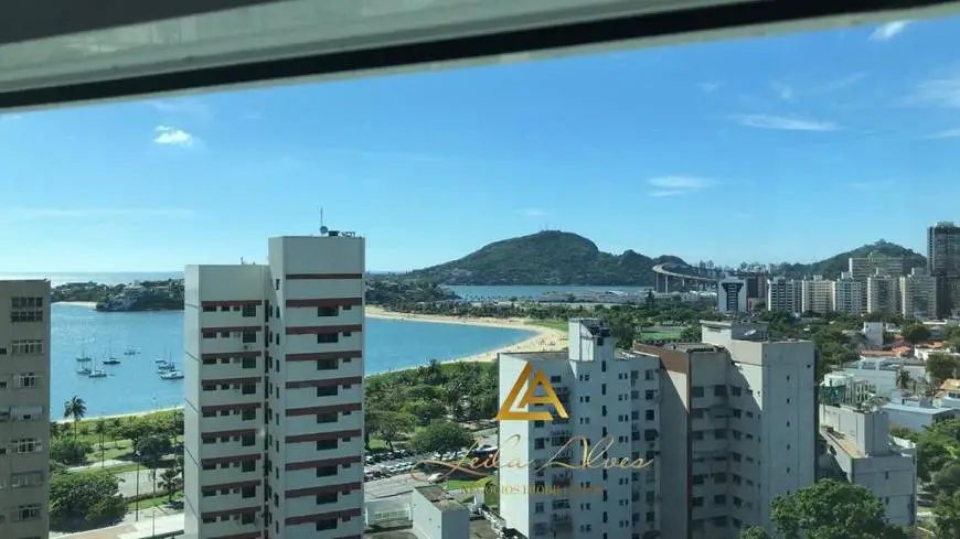 Foto 1 de Apartamento com 4 Quartos à venda, 178m² em Praia do Canto, Vitória