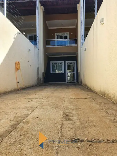 Foto 1 de Casa com 2 Quartos à venda, 100m² em Planalto Ayrton Senna, Fortaleza