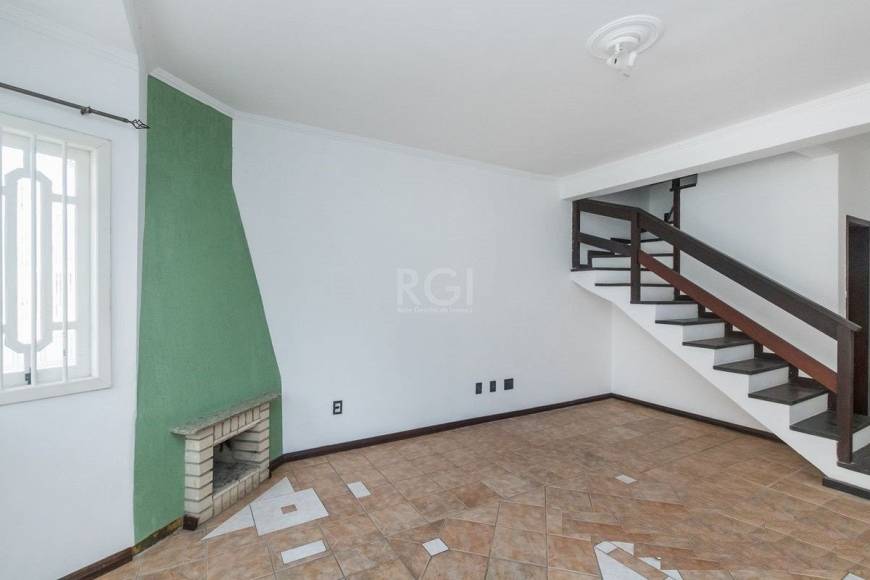 Foto 3 de Casa com 2 Quartos à venda, 175m² em Sarandi, Porto Alegre