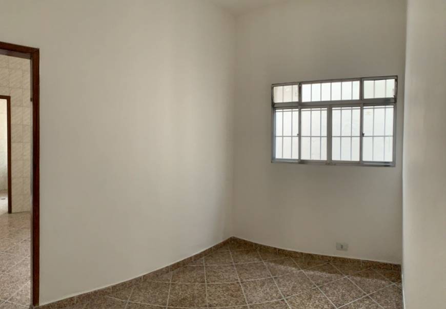 Foto 2 de Casa com 2 Quartos para alugar, 60m² em Vila Campestre, São Paulo