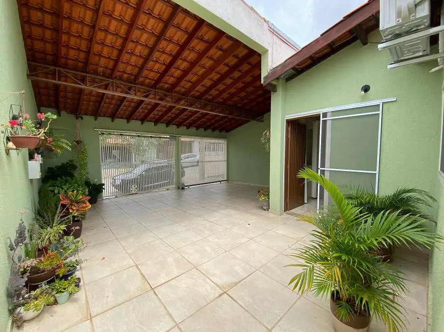 Foto 3 de Casa com 2 Quartos à venda, 111m² em Wanel Ville, Sorocaba