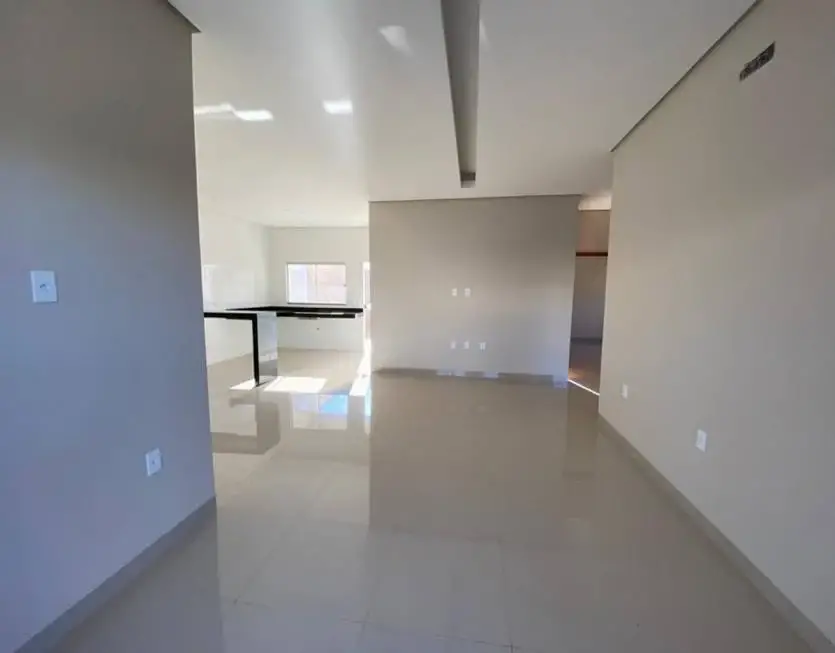 Foto 1 de Casa com 3 Quartos à venda, 175m² em Antônio Bezerra, Fortaleza
