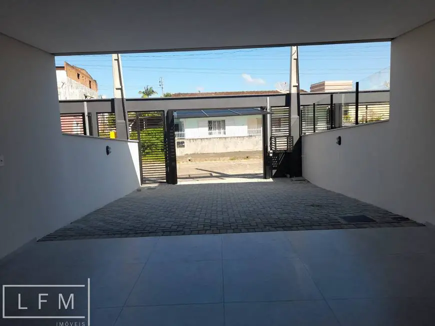 Foto 4 de Casa com 3 Quartos para alugar, 143m² em Centro, Balneário Piçarras