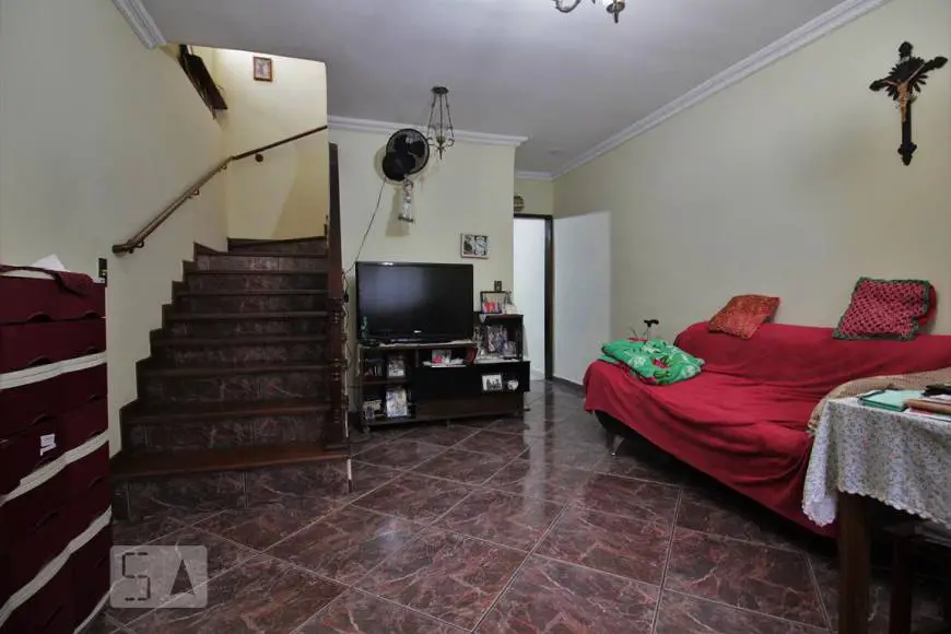 Foto 1 de Casa com 3 Quartos para alugar, 230m² em Chacara Agrindus, Taboão da Serra