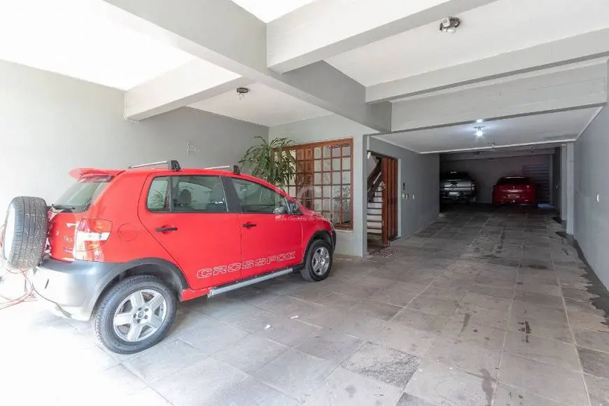 Foto 3 de Casa com 4 Quartos à venda, 480m² em Santo Antônio, Porto Alegre