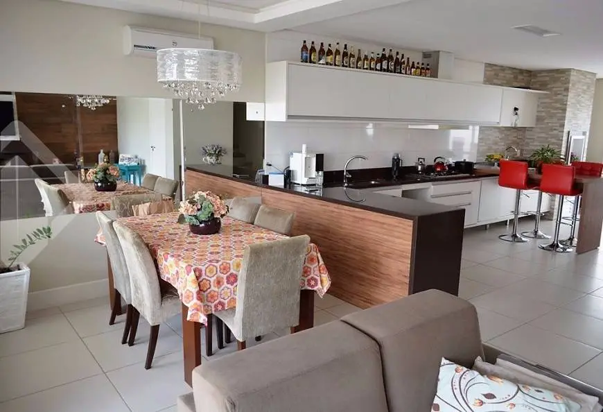 Foto 4 de Casa de Condomínio com 4 Quartos à venda, 240m² em Aberta dos Morros, Porto Alegre