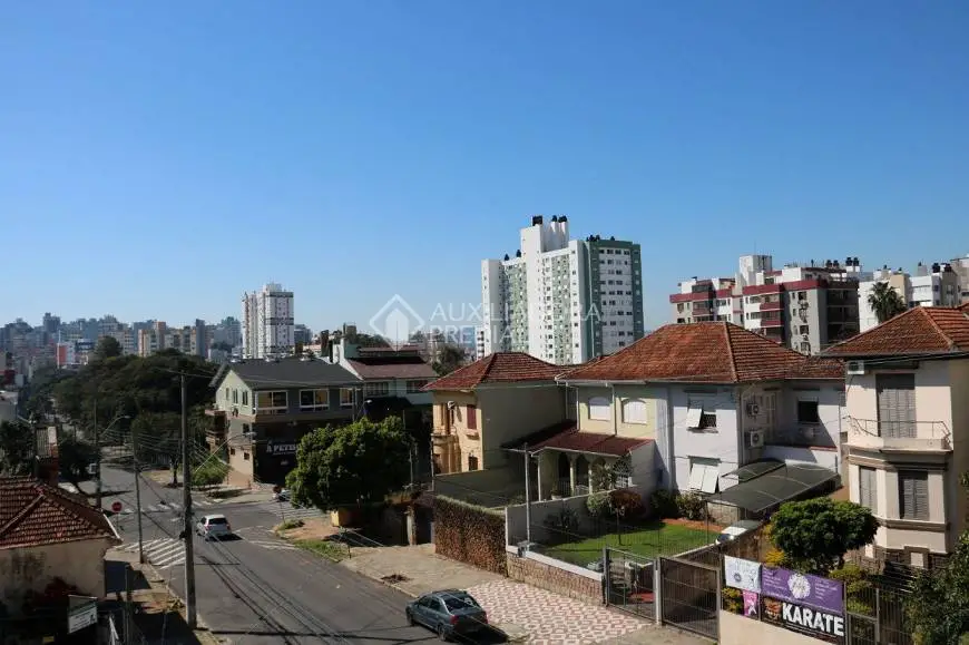 Foto 1 de Cobertura com 2 Quartos à venda, 111m² em Santana, Porto Alegre