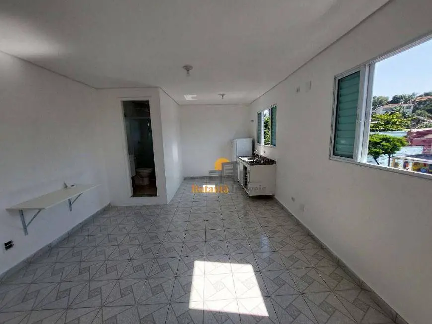 Foto 2 de Kitnet com 1 Quarto para alugar, 22m² em Jardim Peri-Peri, São Paulo
