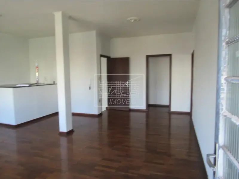 Foto 1 de Sobrado com 4 Quartos para alugar, 120m² em Vila Chico Júlio, Franca
