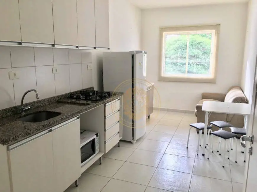 Foto 1 de Apartamento com 1 Quarto à venda, 27m² em Água Verde, Curitiba