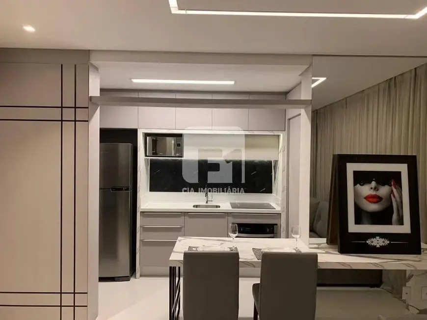 Foto 1 de Apartamento com 1 Quarto para alugar, 38m² em Estreito, Florianópolis